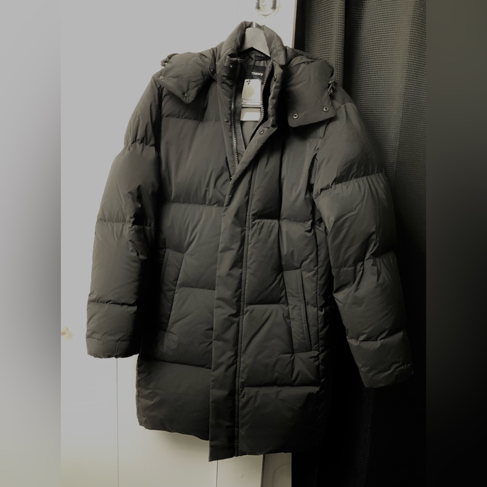 Theory Men's Black Puffer Jacket Brand New